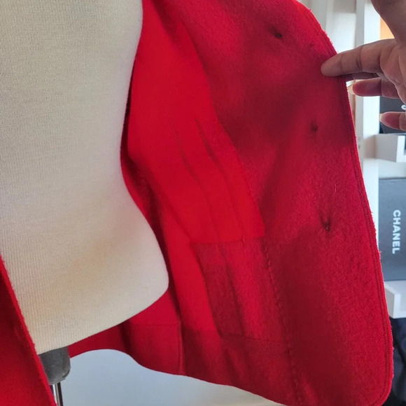 Chico's Boucle Knit Blazer Red 100% Wool Artsy Buttons Jacket (Size: 2) - Picture 13 of 16